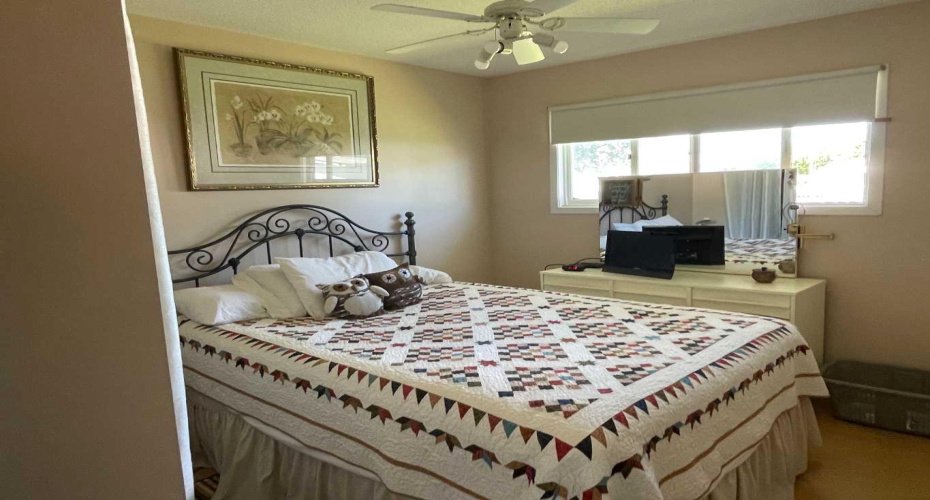 358 48 Avenue, Claresholm, Alberta T0L 0T0, 2 Bedroom Bedrooms, 0 ,1 BathroomBathrooms,Residential,For Sale,48,0,A2325273