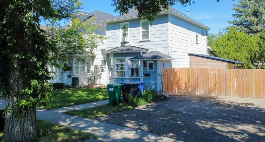 725 6 Street, Lethbridge, Alberta T1J 2E5, 3 Bedroom Bedrooms, 0 ,2 BathroomBathrooms,Residential,For Sale,6,0,A2325274