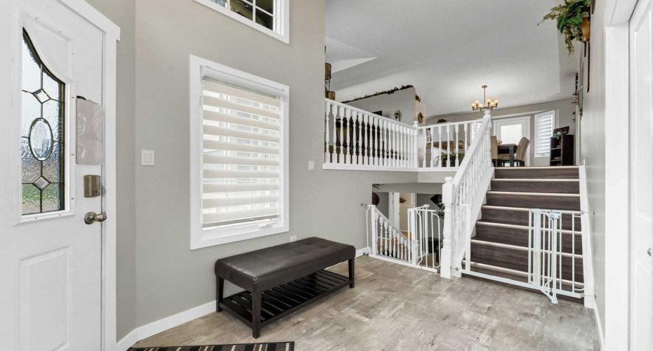 214 Shannon Drive, Medicine Hat, Alberta T1B 4A7, 5 Bedroom Bedrooms, 0 ,3 BathroomBathrooms,Residential,For Sale,Shannon,0,A2325501