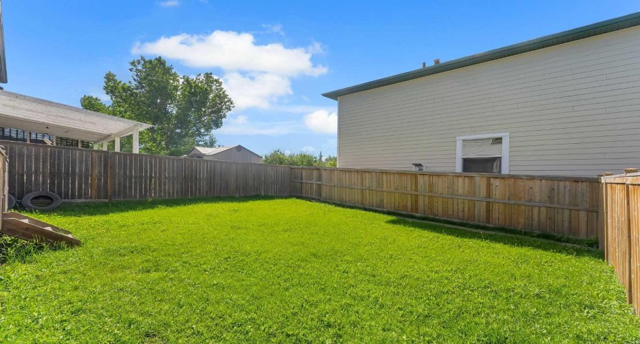7 Saddlecrest Terrace, Calgary, Alberta T3J 5L4, 5 Bedroom Bedrooms, 0 ,4 BathroomBathrooms,Residential,For Sale,Saddlecrest,0,A2326059