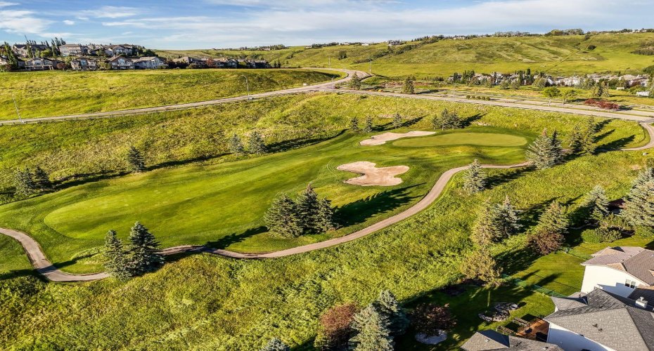 19 Gleneagles View, Cochrane, Alberta T4C 1N9, 4 Bedrooms Bedrooms, ,3 BathroomsBathrooms,Residential,For Sale,Gleneagles,A2326207