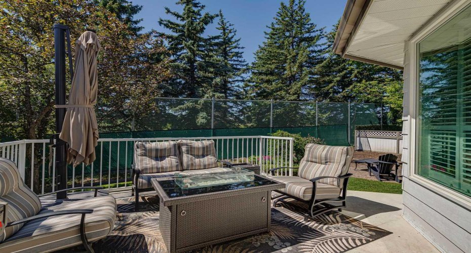 947 Shawnee Drive, Calgary, Alberta T2Y2G9, 4 Bedroom Bedrooms, 0 ,3 BathroomBathrooms,Residential,For Sale,Shawnee,0,A2326369