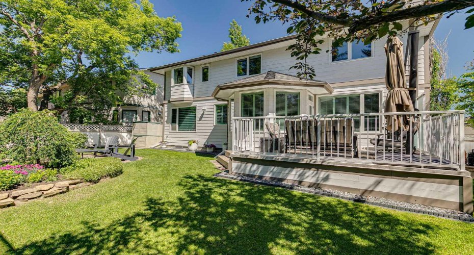 947 Shawnee Drive, Calgary, Alberta T2Y2G9, 4 Bedroom Bedrooms, 0 ,3 BathroomBathrooms,Residential,For Sale,Shawnee,0,A2326369