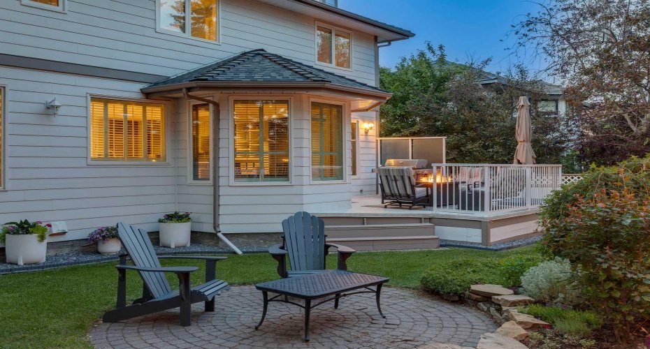 947 Shawnee Drive, Calgary, Alberta T2Y2G9, 4 Bedroom Bedrooms, 0 ,3 BathroomBathrooms,Residential,For Sale,Shawnee,0,A2326369