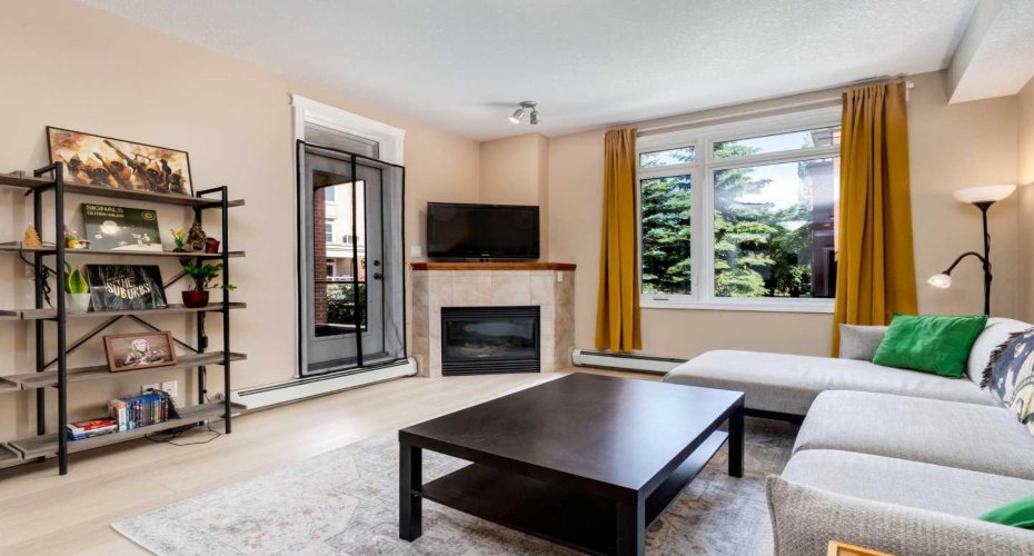 24 Hemlock Crescent, Calgary, Alberta T3C 2Z1, 1 Bedroom Bedrooms, 0 ,1 BathroomBathrooms,Residential,For Sale,Hemlock,0,A2326381