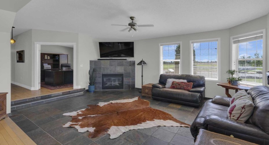 27 Stewart Road, Airdrie, Alberta T4A 3H8, 3 Bedroom Bedrooms, 0 ,3 BathroomBathrooms,Residential,For Sale,Stewart,0,A2326499