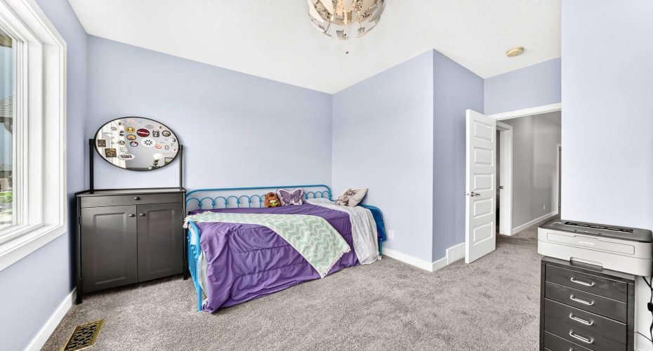 41 Walcrest Way, Calgary, Alberta T2X 4G4, 3 Bedroom Bedrooms, 0 ,3 BathroomBathrooms,Residential,For Sale,Walcrest,0,A2326618