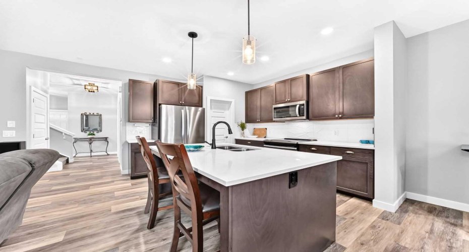 41 Walcrest Way, Calgary, Alberta T2X 4G4, 3 Bedroom Bedrooms, 0 ,3 BathroomBathrooms,Residential,For Sale,Walcrest,0,A2326618