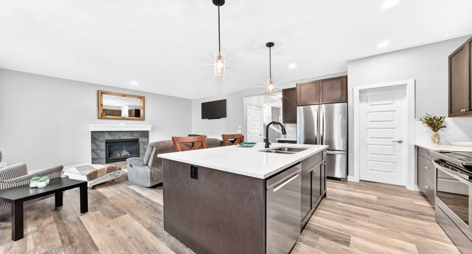 41 Walcrest Way, Calgary, Alberta T2X 4G4, 3 Bedroom Bedrooms, 0 ,3 BathroomBathrooms,Residential,For Sale,Walcrest,0,A2326618