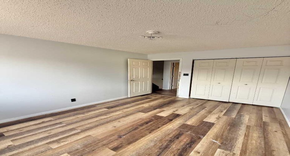 101 Mill Street, Hinton, Alberta T7V1T2, 3 Bedroom Bedrooms, 0 ,2 BathroomBathrooms,Residential,For Sale,Mill,0,A2326676