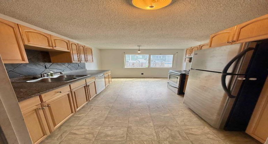 101 Mill Street, Hinton, Alberta T7V1T2, 3 Bedroom Bedrooms, 0 ,2 BathroomBathrooms,Residential,For Sale,Mill,0,A2326676