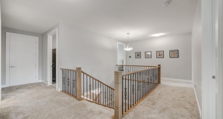 146 Yorkstone Way, Calgary, Alberta t2x4s2, 7 Bedroom Bedrooms, 0 ,5 BathroomBathrooms,Residential,For Sale,Yorkstone,0,A2326714