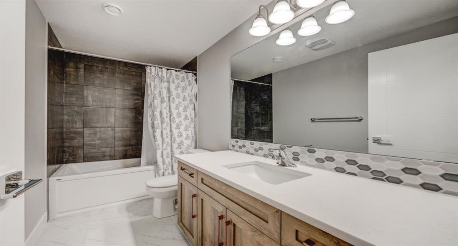 146 Yorkstone Way, Calgary, Alberta t2x4s2, 7 Bedroom Bedrooms, 0 ,5 BathroomBathrooms,Residential,For Sale,Yorkstone,0,A2326714
