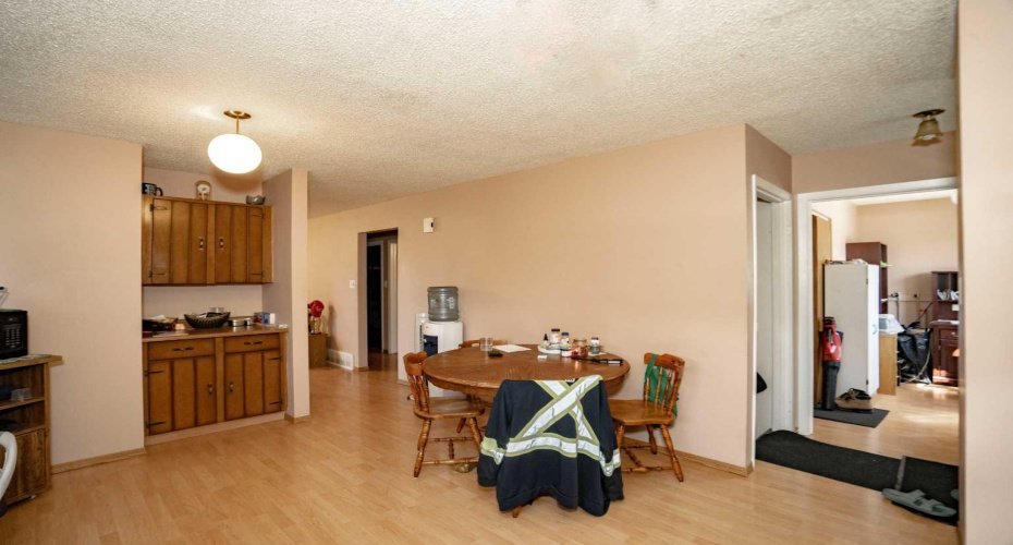 5518 47ave, Grimshaw, Alberta T0H1W0, 3 Bedroom Bedrooms, 0 ,2 BathroomBathrooms,Residential,For Sale,47ave,0,A2326737