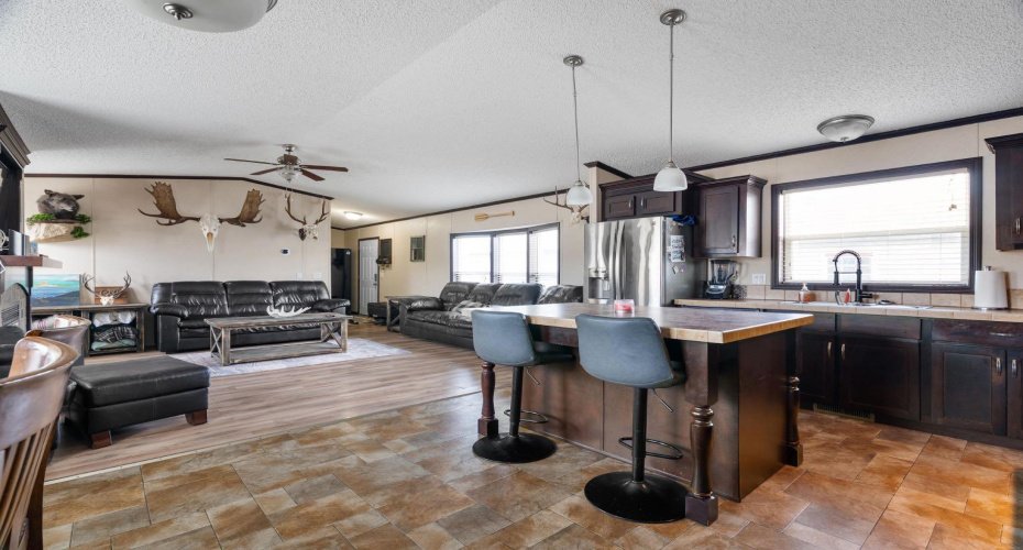 360 GRENFELL Crescent, Fort McMurray, Alberta T9H 2M9, 3 Bedroom Bedrooms, 0 ,2 BathroomBathrooms,Residential,For Sale,GRENFELL,0,A2326783