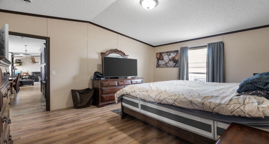 360 GRENFELL Crescent, Fort McMurray, Alberta T9H 2M9, 3 Bedroom Bedrooms, 0 ,2 BathroomBathrooms,Residential,For Sale,GRENFELL,0,A2326783