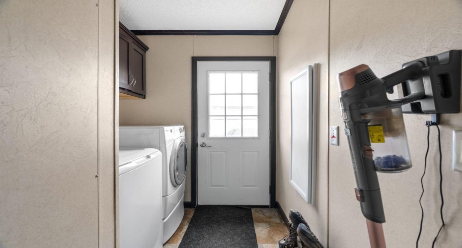 360 GRENFELL Crescent, Fort McMurray, Alberta T9H 2M9, 3 Bedroom Bedrooms, 0 ,2 BathroomBathrooms,Residential,For Sale,GRENFELL,0,A2326783