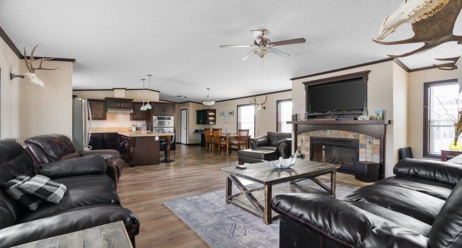 360 GRENFELL Crescent, Fort McMurray, Alberta T9H 2M9, 3 Bedroom Bedrooms, 0 ,2 BathroomBathrooms,Residential,For Sale,GRENFELL,0,A2326783