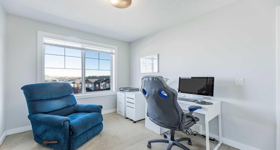 108 Jumping Pound Common, Cochrane, Alberta T4C 2L1, 3 Bedrooms Bedrooms, ,4 BathroomsBathrooms,Residential,For Sale,Jumping Pound,A2326797