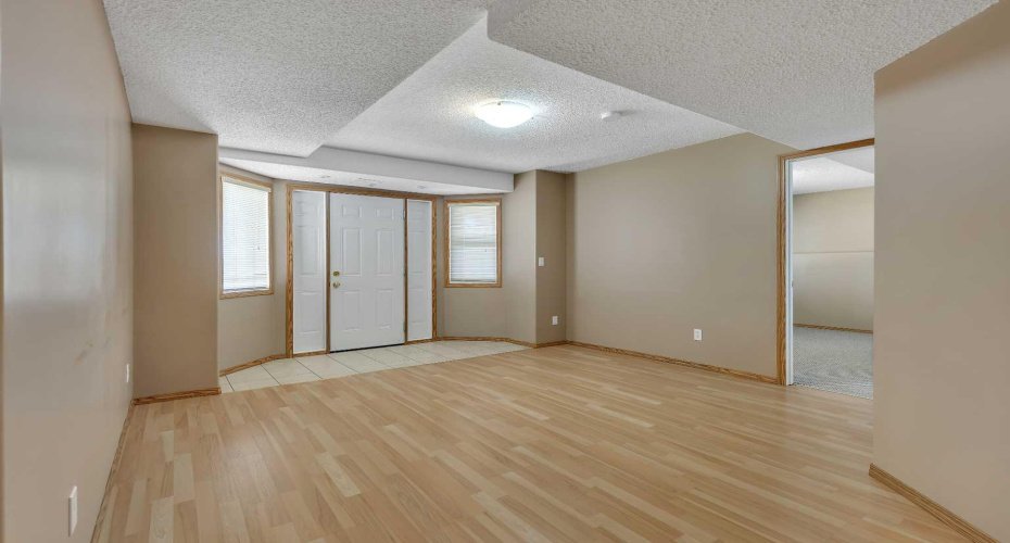 2856 Signal Hill Heights, Calgary, Alberta T3H 2M6, 6 Bedroom Bedrooms, 0 ,4 BathroomBathrooms,Residential,For Sale,Signal Hill,0,A2326814