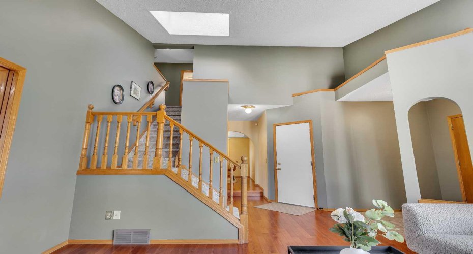 2856 Signal Hill Heights, Calgary, Alberta T3H 2M6, 6 Bedroom Bedrooms, 0 ,4 BathroomBathrooms,Residential,For Sale,Signal Hill,0,A2326814