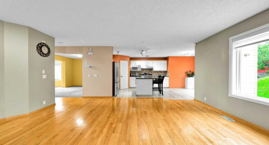 332 Harvest Hills Drive, Calgary, Alberta T3K 4H7, 5 Bedroom Bedrooms, 0 ,3 BathroomBathrooms,Residential,For Sale,Harvest Hills,0,A2326847