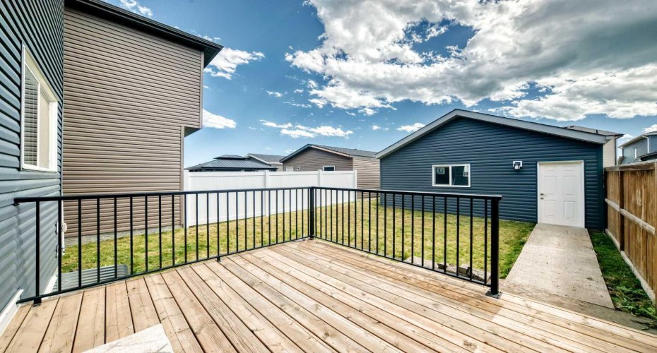 49 Legacy Glen Place, Calgary, Alberta T2X 4G8, 4 Bedroom Bedrooms, 0 ,4 BathroomBathrooms,Residential,For Sale,Legacy Glen,0,A2326852