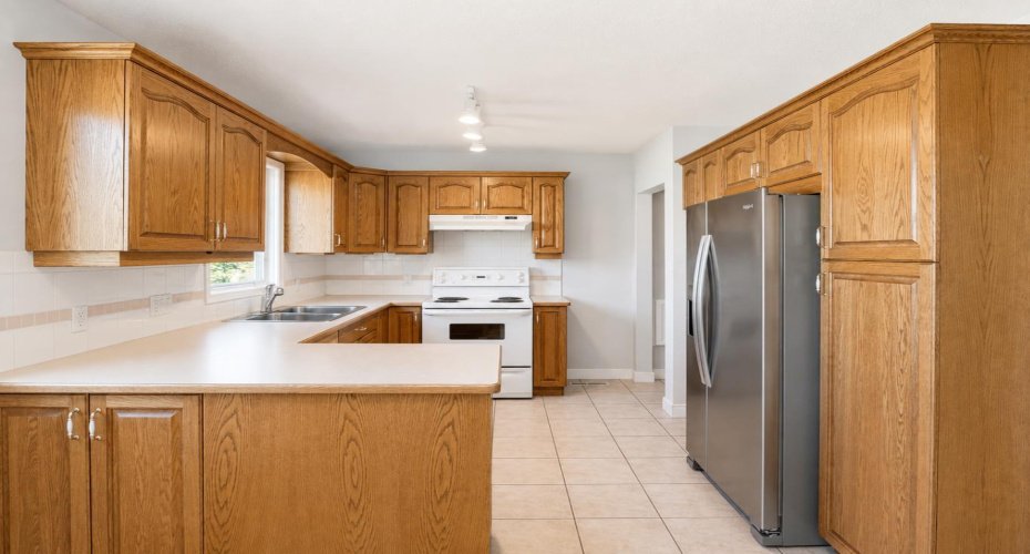 5035 48 Street, Rocky Mountain House, Alberta T4T1M4, 4 Bedroom Bedrooms, 0 ,2 BathroomBathrooms,Residential,For Sale,48,0,A2326895