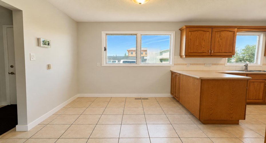 5035 48 Street, Rocky Mountain House, Alberta T4T1M4, 4 Bedroom Bedrooms, 0 ,2 BathroomBathrooms,Residential,For Sale,48,0,A2326895