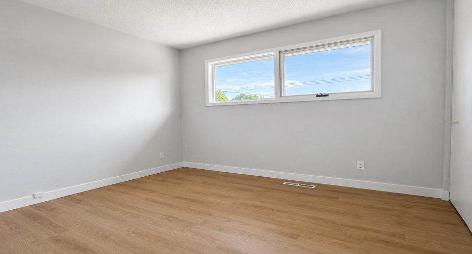 5035 48 Street, Rocky Mountain House, Alberta T4T1M4, 4 Bedroom Bedrooms, 0 ,2 BathroomBathrooms,Residential,For Sale,48,0,A2326895
