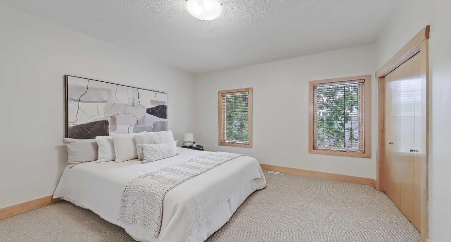 17 Somme Boulevard, Calgary, Alberta T2T 6K7, 4 Bedroom Bedrooms, 0 ,5 BathroomBathrooms,Residential,For Sale,Somme,0,A2326919