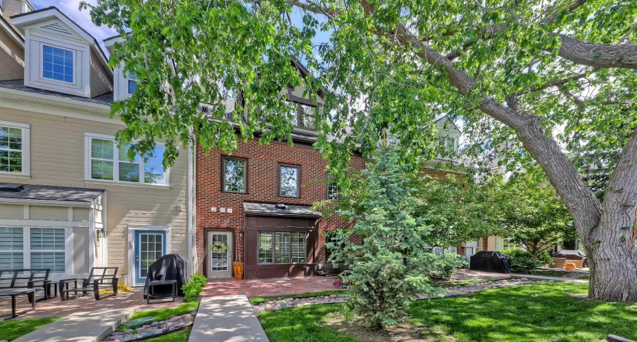 17 Somme Boulevard, Calgary, Alberta T2T 6K7, 4 Bedroom Bedrooms, 0 ,5 BathroomBathrooms,Residential,For Sale,Somme,0,A2326919