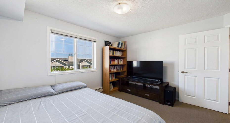 43 Country Village Lane, Calgary, Alberta T3K 0G2, 2 Bedroom Bedrooms, 0 ,2 BathroomBathrooms,Residential,For Sale,Country Village,0,A2326966