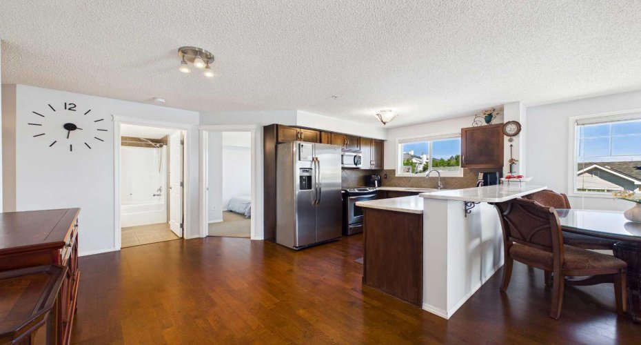 43 Country Village Lane, Calgary, Alberta T3K 0G2, 2 Bedroom Bedrooms, 0 ,2 BathroomBathrooms,Residential,For Sale,Country Village,0,A2326966