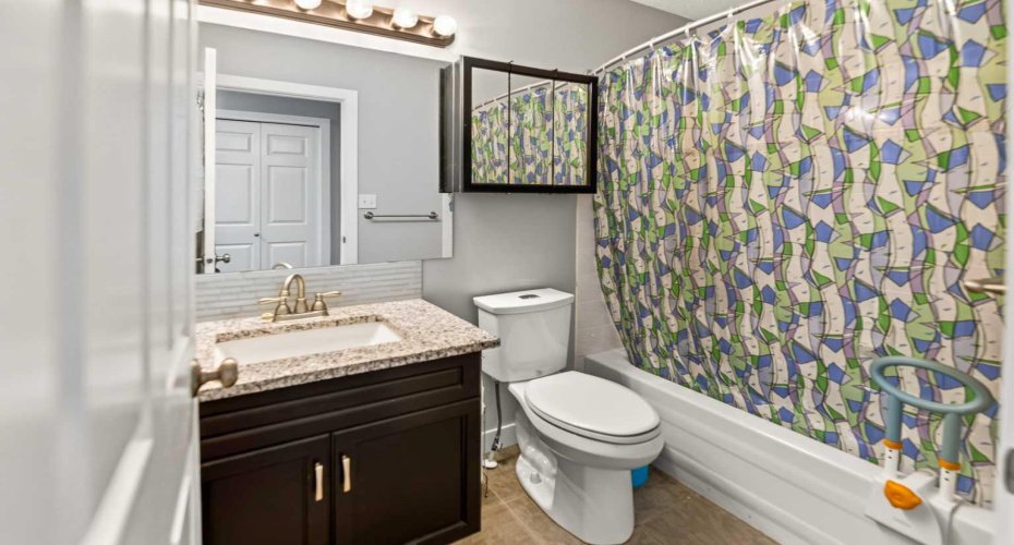 guest 4 piece bath