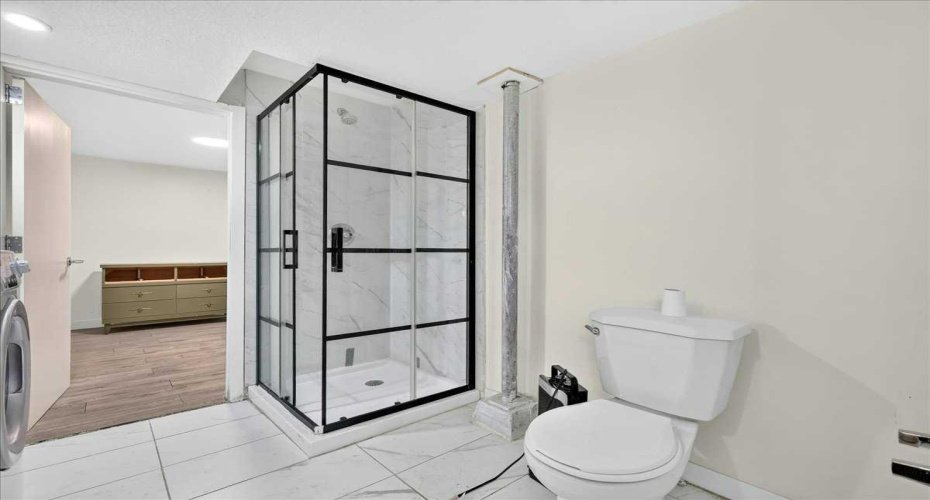 1944 10 Avenue, Calgary, Alberta T2E 0Y5, 2 Bedroom Bedrooms, 0 ,1 BathroomBathrooms,Residential,For Sale,10,0,A2327037