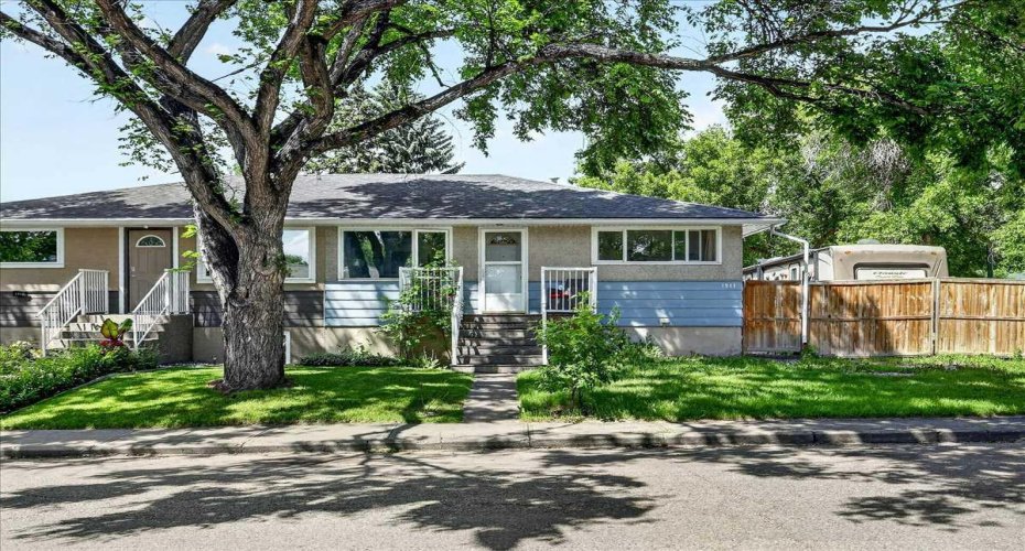 1944 10 Avenue, Calgary, Alberta T2E 0Y5, 2 Bedroom Bedrooms, 0 ,1 BathroomBathrooms,Residential,For Sale,10,0,A2327037