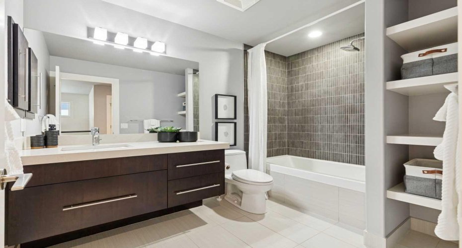 1711 27 Street, Calgary, Alberta T3C 1L6, 3 Bedroom Bedrooms, 0 ,4 BathroomBathrooms,Residential,For Sale,27,0,A2327047