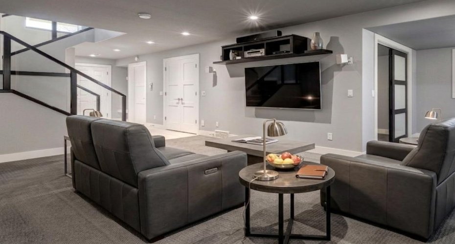 Virtually staged to show room potential