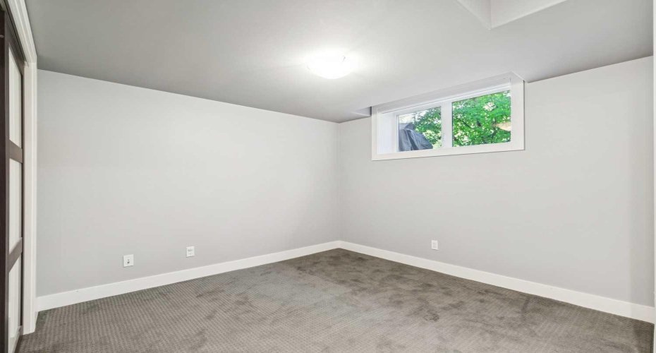 1711 27 Street, Calgary, Alberta T3C 1L6, 3 Bedroom Bedrooms, 0 ,4 BathroomBathrooms,Residential,For Sale,27,0,A2327047