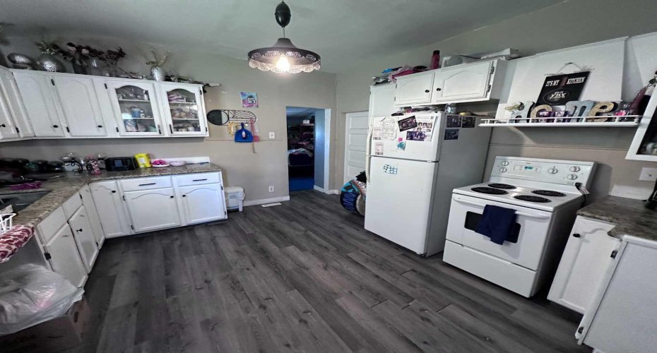 61 2 Avenue, Cardston, Alberta T0K0K0, 3 Bedroom Bedrooms, 0 ,1 BathroomBathrooms,Residential,For Sale,2,0,A2327072