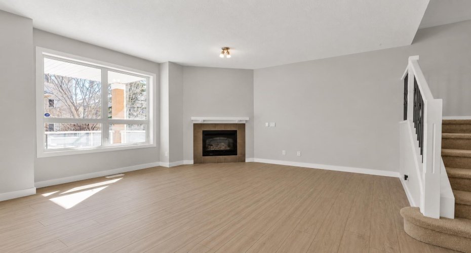 34 Royal Manor, Calgary, Alberta T3G 5T7, 4 Bedroom Bedrooms, 0 ,4 BathroomBathrooms,Residential,For Sale,Royal,0,A2327101