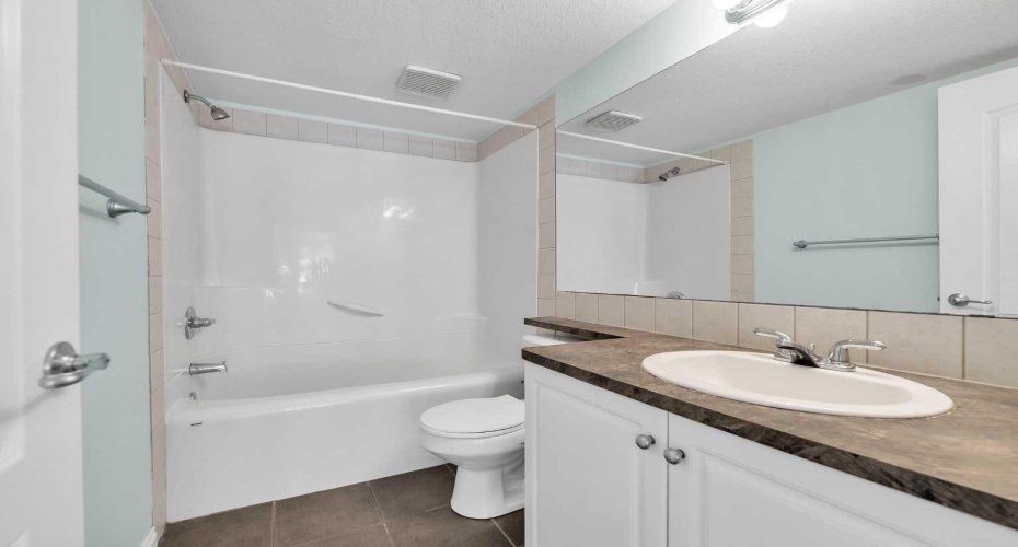 34 Royal Manor, Calgary, Alberta T3G 5T7, 4 Bedroom Bedrooms, 0 ,4 BathroomBathrooms,Residential,For Sale,Royal,0,A2327101