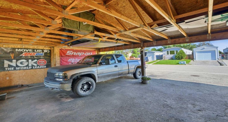 Main floor Carport