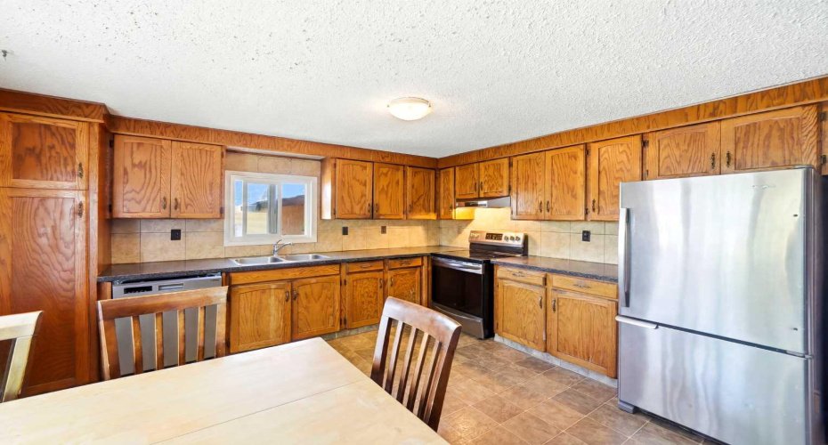 Main floor kitchen