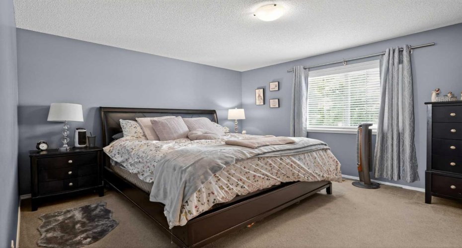101 Elgin Meadows Manor, Calgary, Alberta T2Z 0M5, 3 Bedroom Bedrooms, 0 ,3 BathroomBathrooms,Residential,For Sale,Elgin Meadows,0,A2327158
