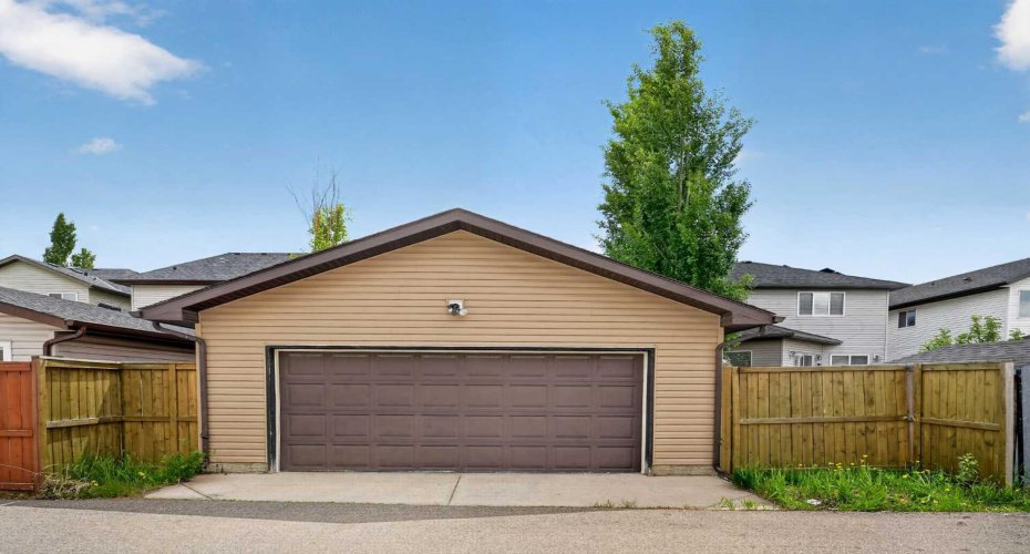 101 Elgin Meadows Manor, Calgary, Alberta T2Z 0M5, 3 Bedroom Bedrooms, 0 ,3 BathroomBathrooms,Residential,For Sale,Elgin Meadows,0,A2327158