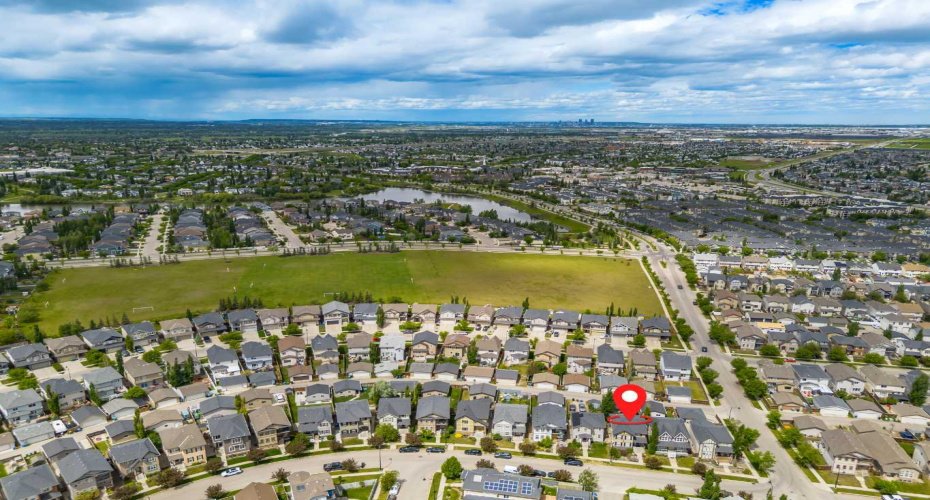 101 Elgin Meadows Manor, Calgary, Alberta T2Z 0M5, 3 Bedroom Bedrooms, 0 ,3 BathroomBathrooms,Residential,For Sale,Elgin Meadows,0,A2327158
