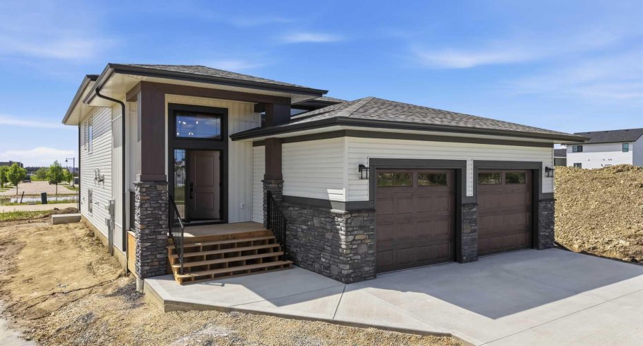46 Tagish Avenue, Red Deer, Alberta T4P 0Y7, 5 Bedroom Bedrooms, 0 ,3 BathroomBathrooms,Residential,For Sale,Tagish,0,A2327159