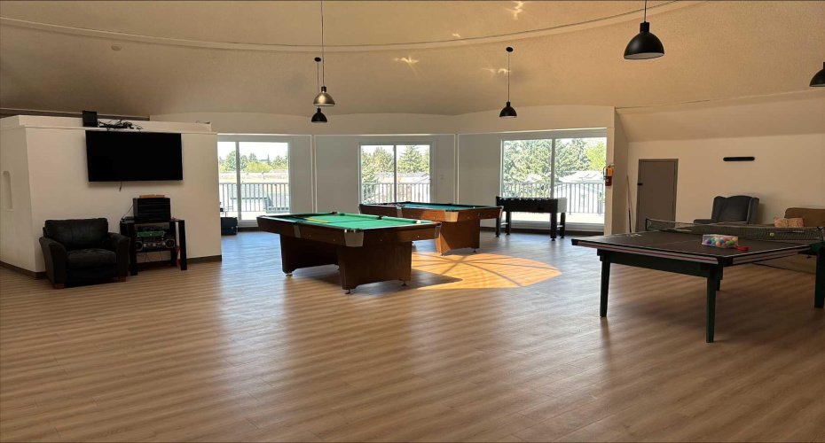 3223 83 Street, Calgary, Alberta T3B 5N4, 3 Bedroom Bedrooms, 0 ,2 BathroomBathrooms,Mobile,For Sale,83,0,A2309370
